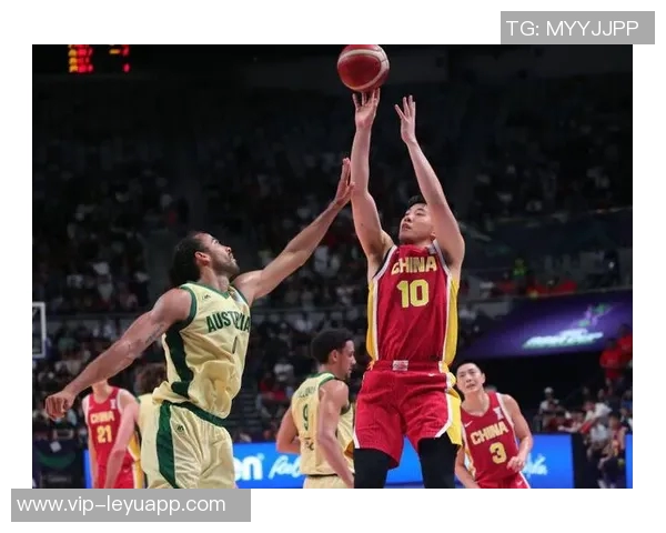 旧金山大学首战迎战犹他州大学王俊杰首发赵维伦替补出场